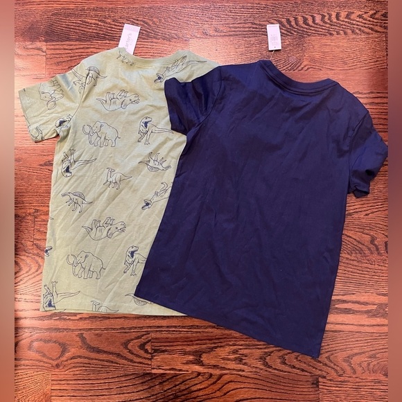 Old navy/ Carters boys Sz. L (10/12) T-shirts lot of 2 NWT - Picture 5 of 5